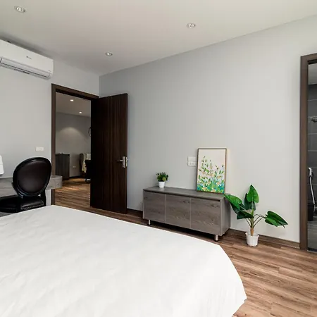 Luxe Paradise Suites Hotel To Ngoc Van Hanoi Exterior photo