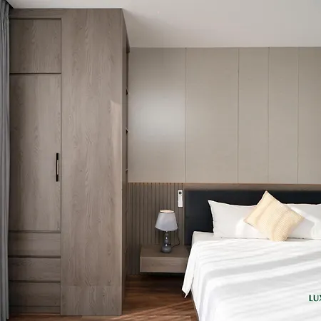 Luxe Paradise Suites Hotel To Ngoc Van Hanoi Exterior photo