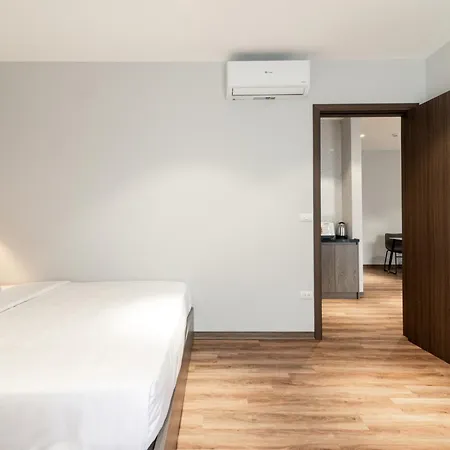 Luxe Paradise Suites Hotel To Ngoc Van Hanoi Exterior photo