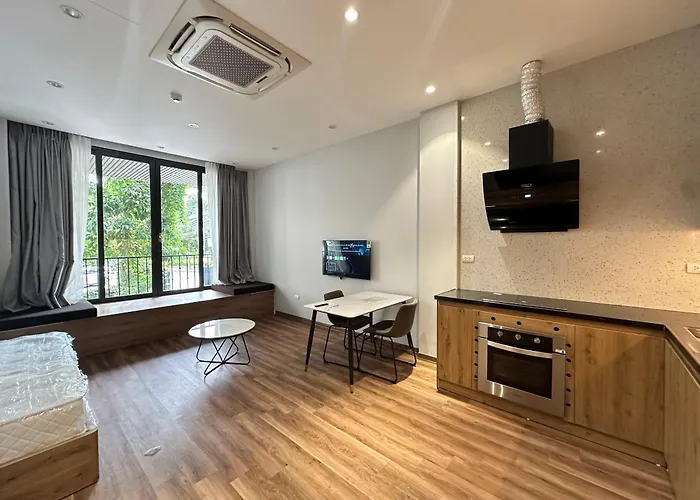 Luxe Paradise Suites Hotel To Ngoc Van
