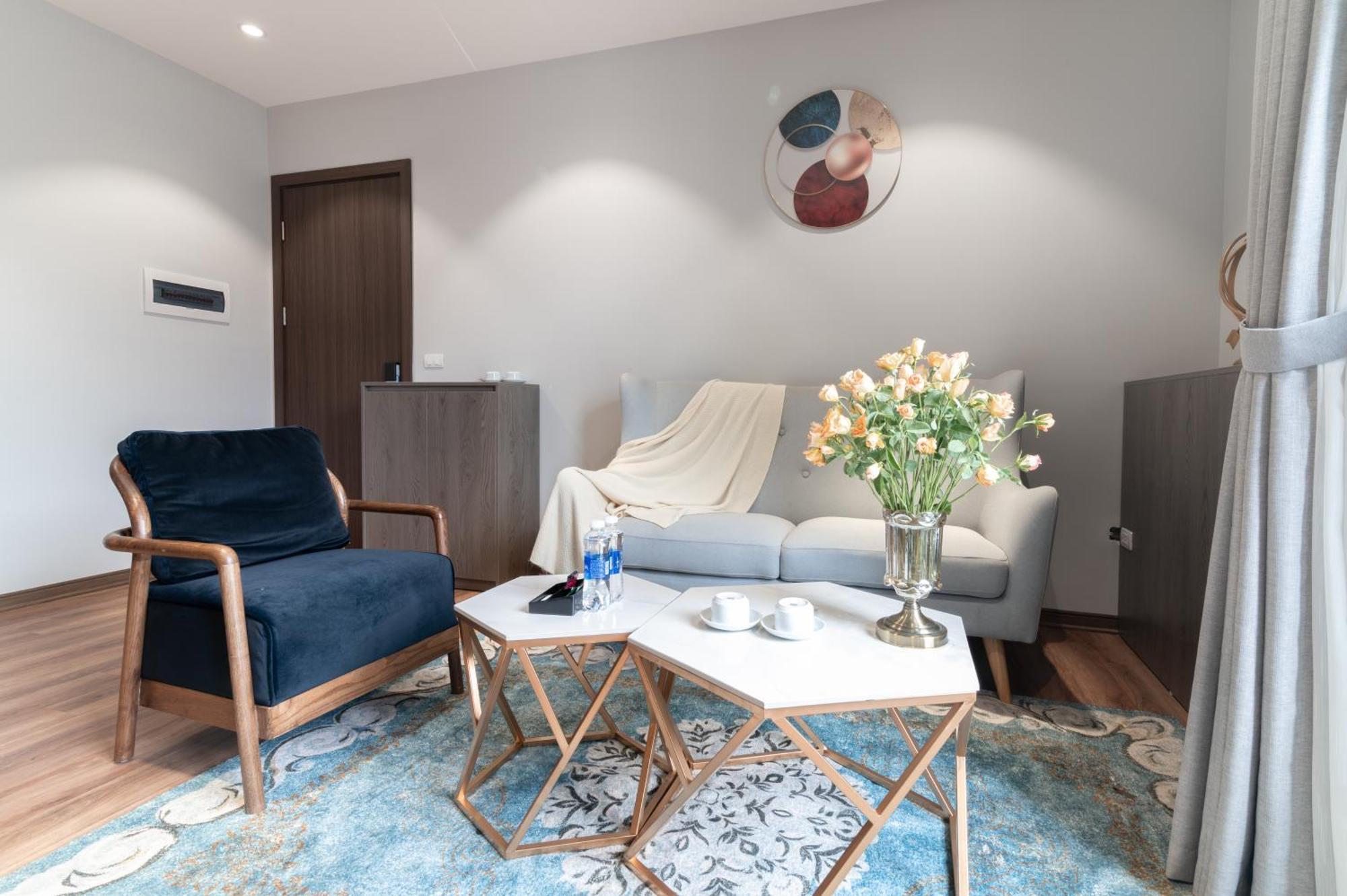 Luxe Paradise To Ngoc Hanoi